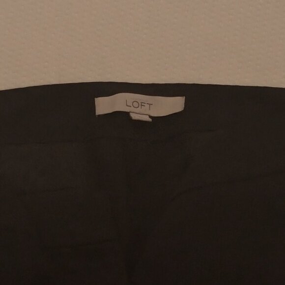 Ann Taylor LOFT Zoe Curvy Fit Straight Leg Long Black Trouser Pants, Size 8 - Picture 3 of 6